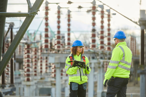 Best Affordable Emergency Electrician  in Hidden Valley Lake, CA